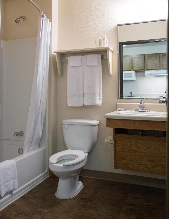 Woodspring Suites Каунсил-Блафс Экстерьер фото